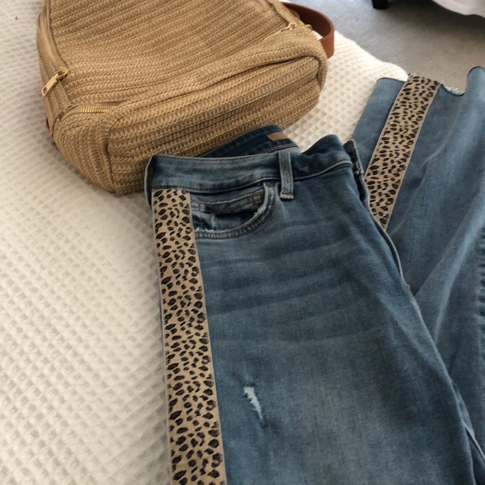 Joes jeans 27 leopard stripe